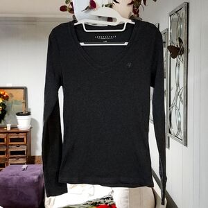 5/20 New Aeropostale Designed in NYC L, Gray